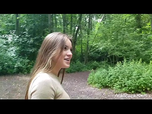 ❤️ Би Эвелина руу олон нийтийн газар овоолохыг санал болгосон! Тэр тийм гэж хэлсэн. Дараа нь би түүний өгзөг, аманд нь булцууг нь илбэв. Дараа нь тэр өөрөө уурлав. ❌  Секс манайд ️❤